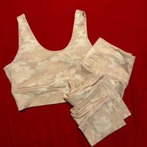 Athletic work out set